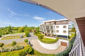 thumbnail: Balcony view
