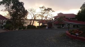 thumbnail: Exterior