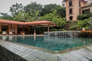 thumbnail: Pool