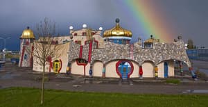 thumbnail: Exterior detail