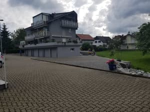 thumbnail: Parking