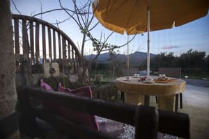 thumbnail: Terrace/patio