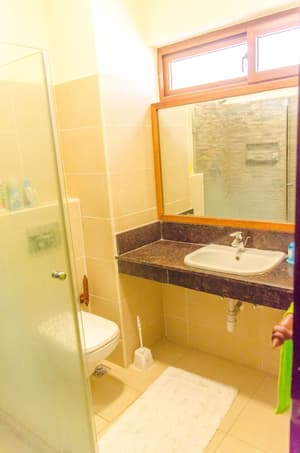 thumbnail: Bathroom