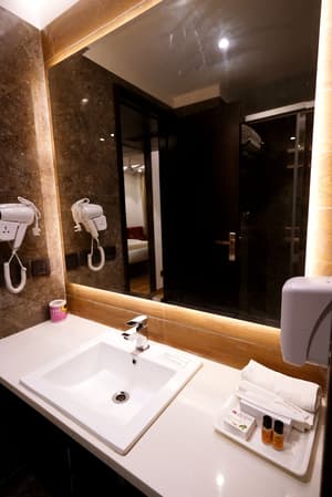 thumbnail: Bathroom