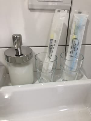 thumbnail: Bathroom amenities