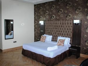thumbnail: Room