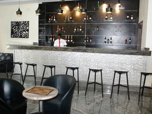 thumbnail: Bar (on property)
