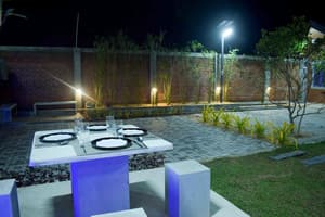 thumbnail: Garden