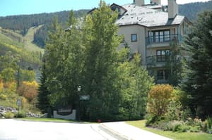 thumbnail: Front of property