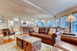 thumbnail: Living room