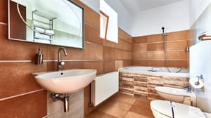 thumbnail: Deep soaking bathtub