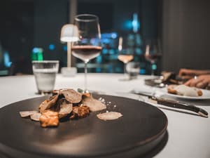 thumbnail: Restaurant