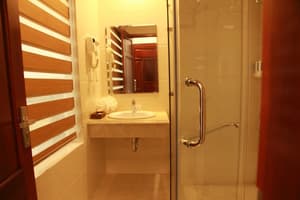 thumbnail: Bathroom