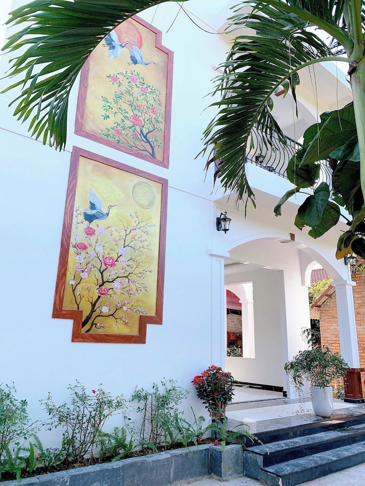 Courtyard view