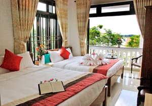 thumbnail: Room