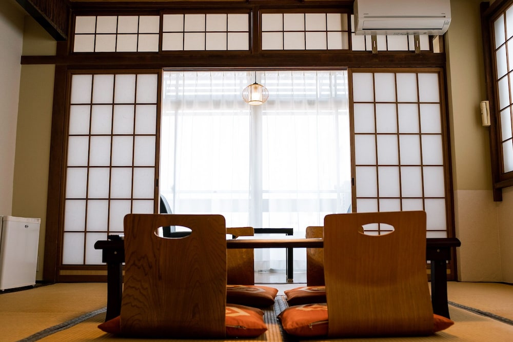 Restaurant-cafeteria