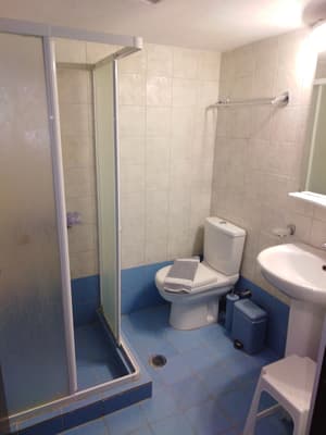 thumbnail: Bathroom
