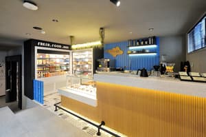 thumbnail: Snack bar