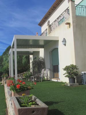 thumbnail: Terrace