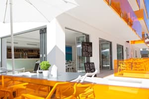 thumbnail: Breakfast area