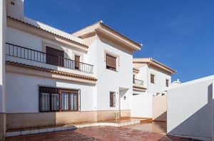 thumbnail: Property entrance