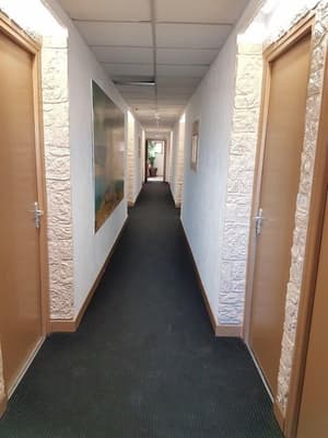 thumbnail: Hallway
