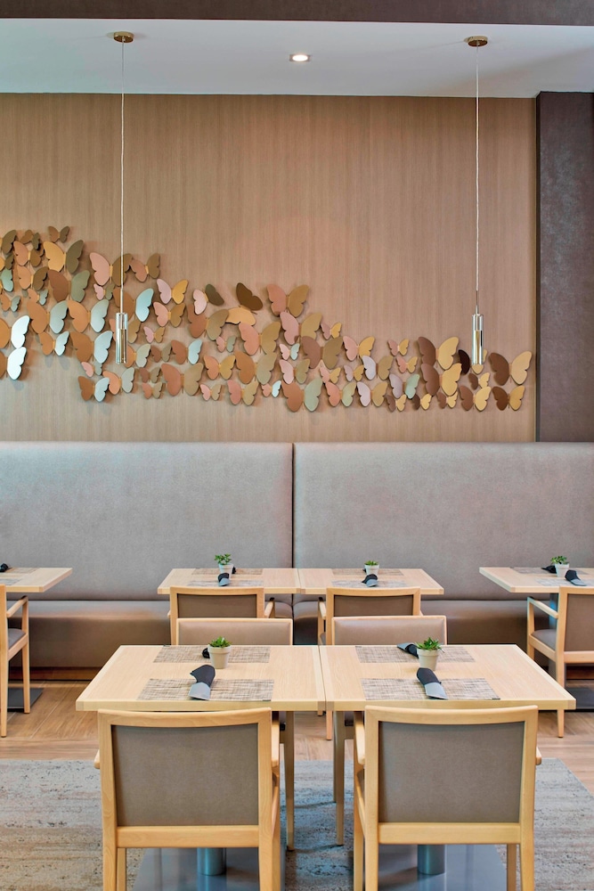 Restaurant-cafeteria