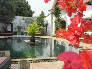 thumbnail: Pool