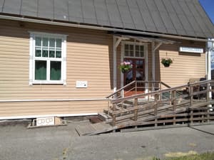 thumbnail: Reception