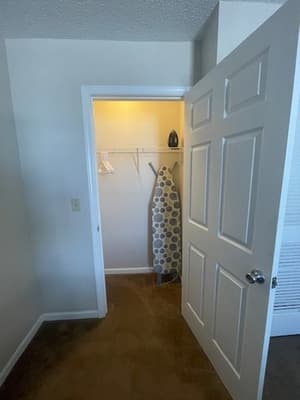 thumbnail: Queen Apartment Closet