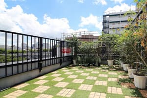 thumbnail: Terrace/patio
