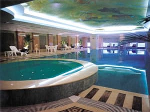 thumbnail: Pool