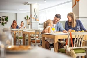 thumbnail: Restaurant