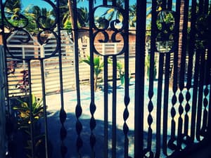 thumbnail: Exterior