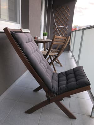 thumbnail: Balcony view