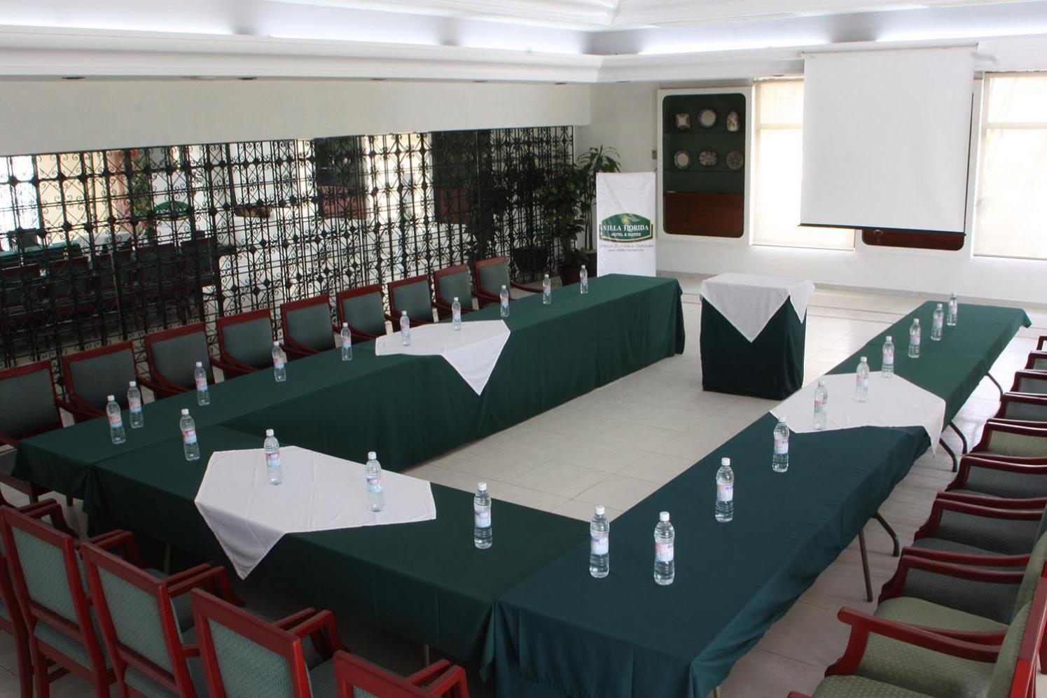Restaurant-cafeteria