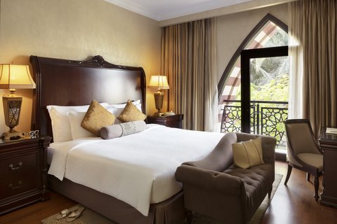 Jumeirah Zabeel Saray Rooms Bedroom Royal Villas King Bedroom