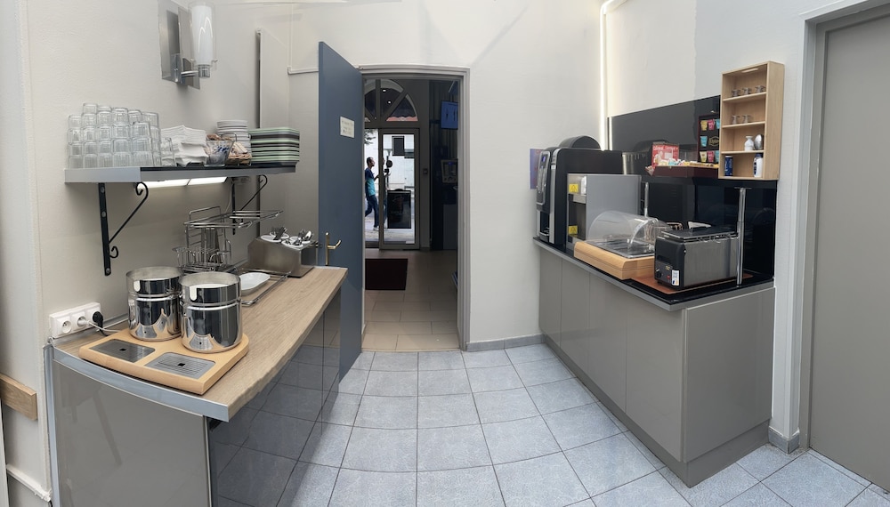 Restaurant-cafeteria
