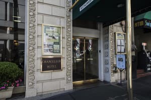 thumbnail: Property entrance