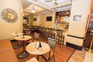 thumbnail: Bar (on property)