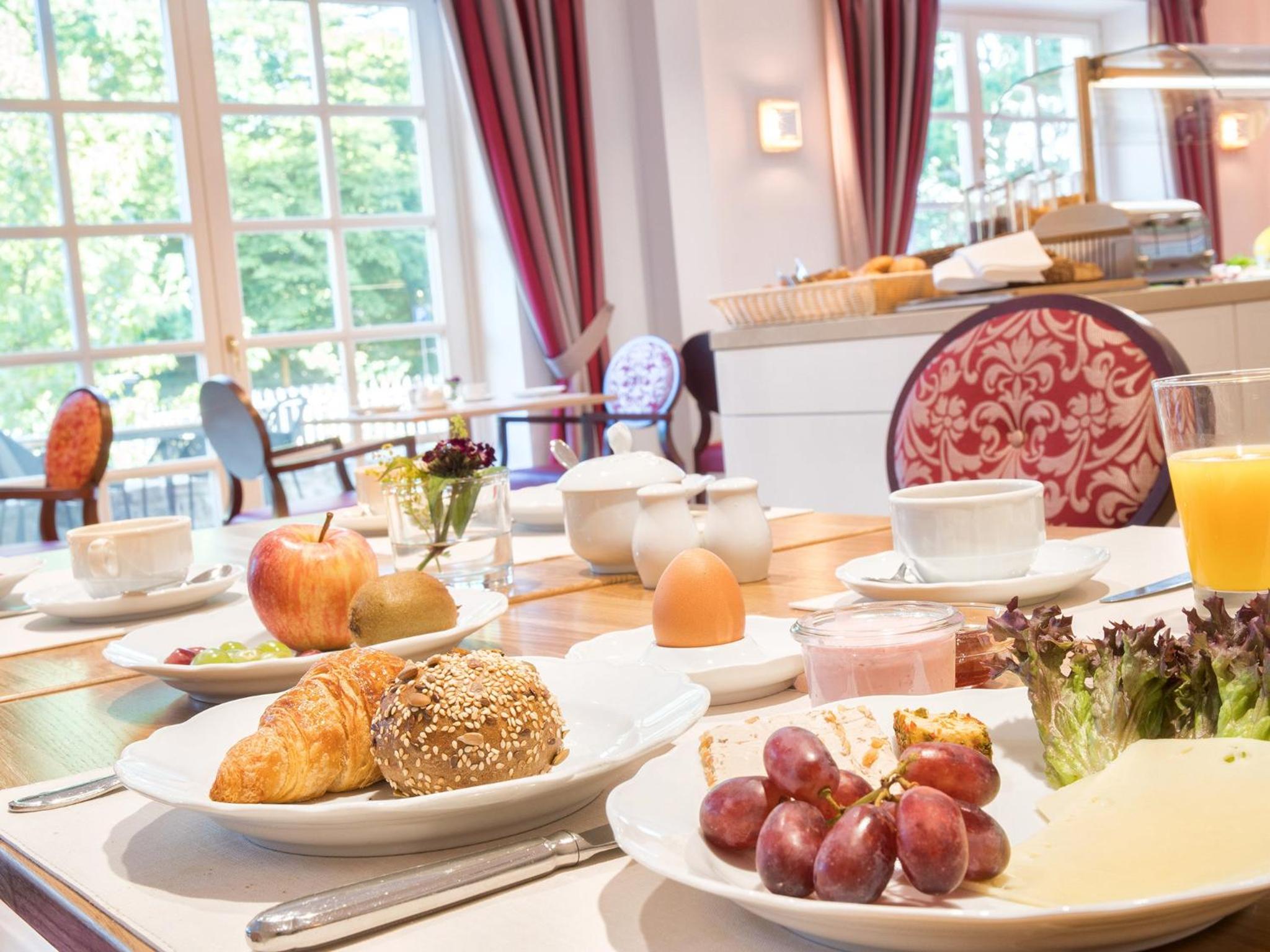 Restaurant-cafeteria