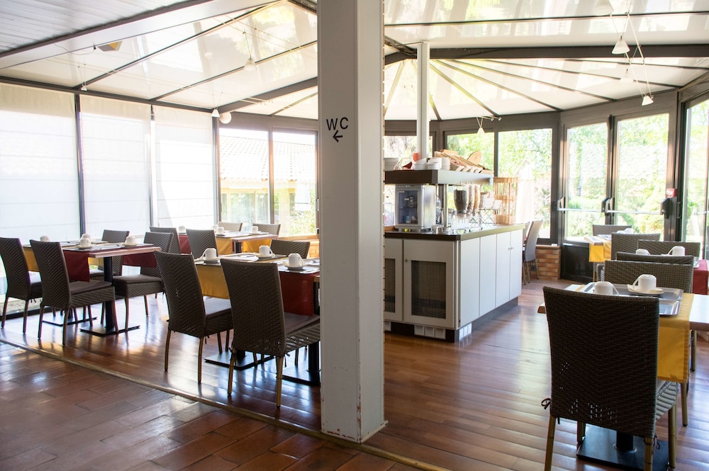 Restaurant-cafeteria
