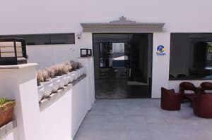thumbnail: Exterior