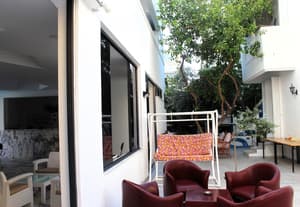 thumbnail: Exterior