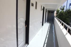 thumbnail: Hallway