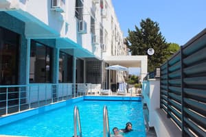 thumbnail: Pool