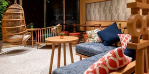 thumbnail: Lobby sitting area