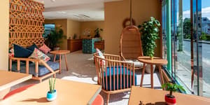 thumbnail: Lobby sitting area