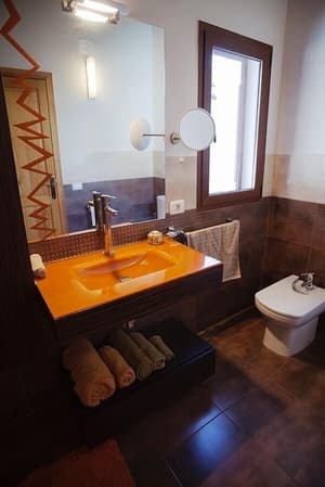 thumbnail: Bathroom