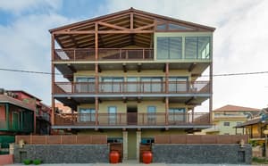 thumbnail: Front of property